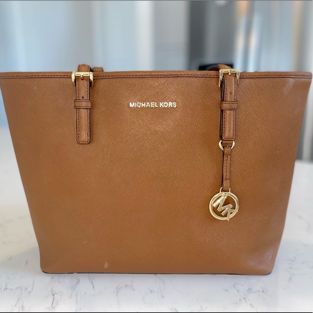 Michael Kors Jet Set Travel Bag